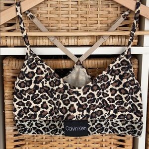 Calvin Klein Leopard sports Bra Medium
